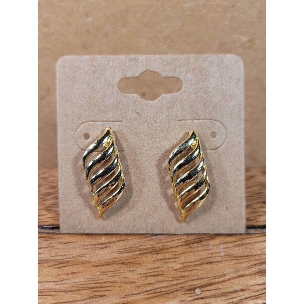 Vintage Goldtone Earrings 